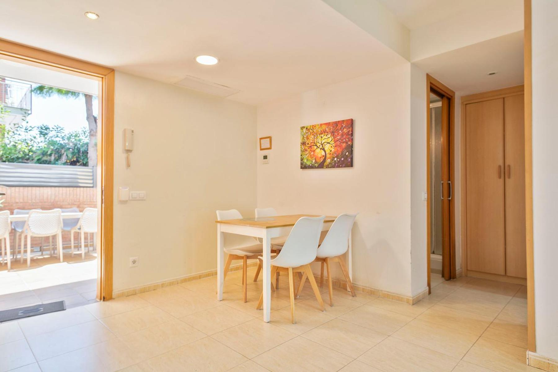 Velor Apartamentos Turisticos Castelldefels Exterior photo